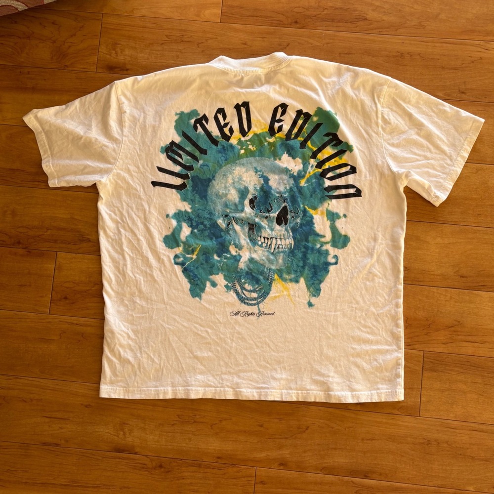 BoohooMAN Men's Large White Limited‎ Edition Skull Graphic T-Shirt